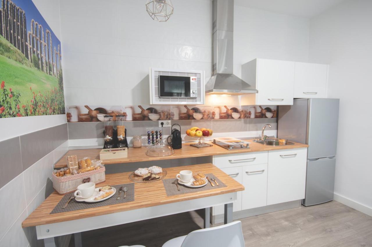 Apartamentos Coso De San Albin Mérida Dış mekan fotoğraf