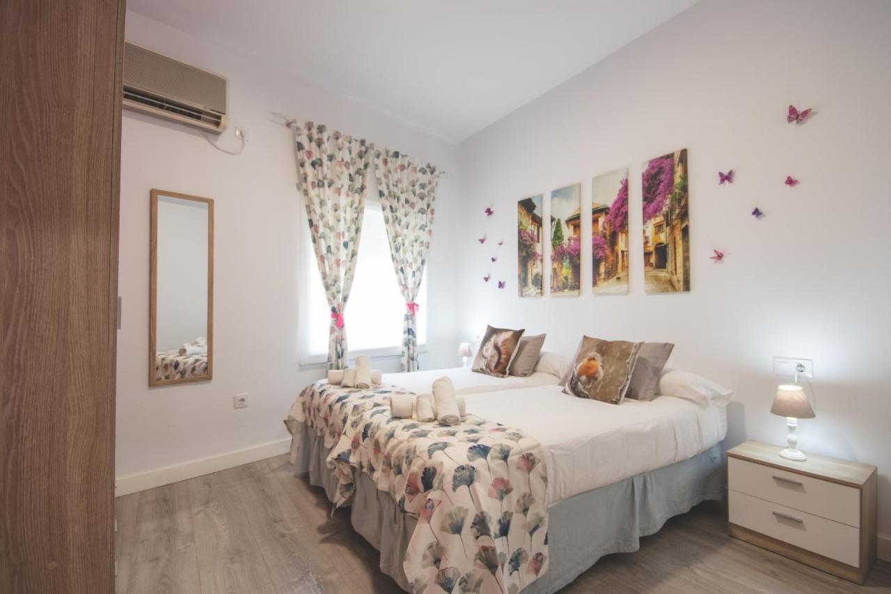 Apartamentos Coso De San Albin Mérida Dış mekan fotoğraf