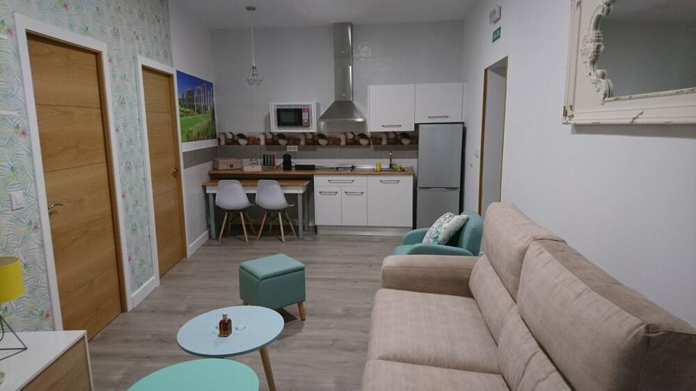 Apartamentos Coso De San Albin Mérida Dış mekan fotoğraf